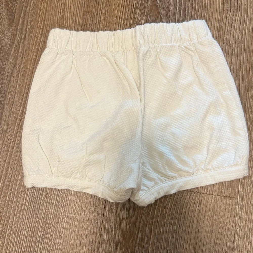 Like new baby jacadi seersucker 4 buttons white shorts